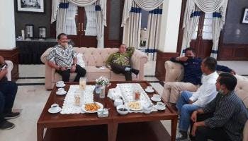 PANGKALPINANG - Gubernur Erzaldi Rosman Silaturahmi dan Buka Puasa Rajab,