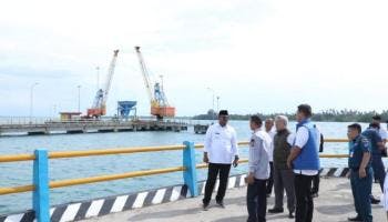 Pj Gubernur Safrizal Tinjau 2 Pelabuhan di Belitung