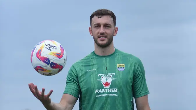 Przybek: Gerrard, Alisson, Inspirasi di Lapangan Hijau!