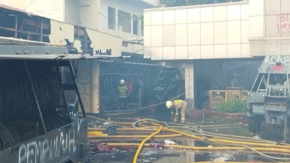 Markas Gegana Jakpus Dilanda Kebakaran, Akses Jalan Dialihkan