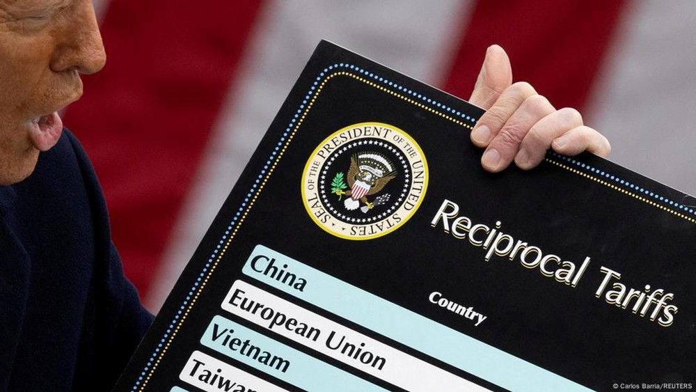 Perang Tarif Trump: Siapa Aman, Siapa Kena Getahnya?