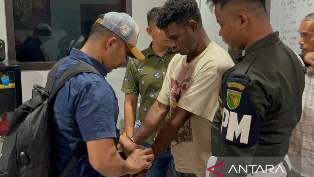 Oknum TNI Penembak Warga Jayapura Diserahkan