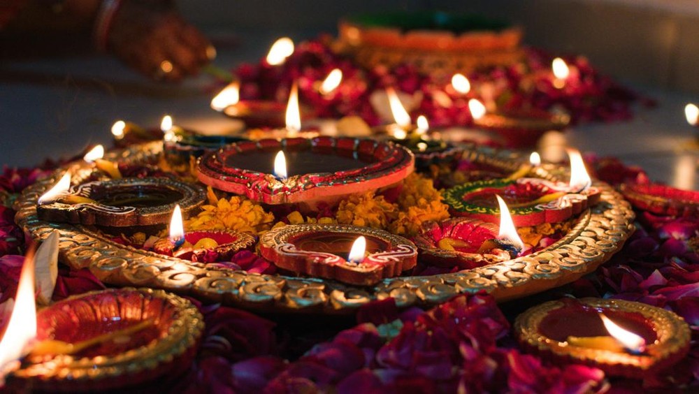 Diwali 2025: Libur Nasional atau Bukan?