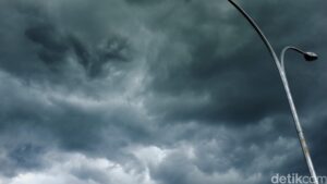 Cuaca Buruk Bayangi Pengamatan Hilal Ramadan Bandung