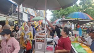 Glodok Kembali Dikuasai PKL dan Parkir Liar