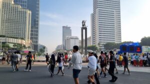 CFD HI Ramai Warga Bakar Opor Rendang Lebaran