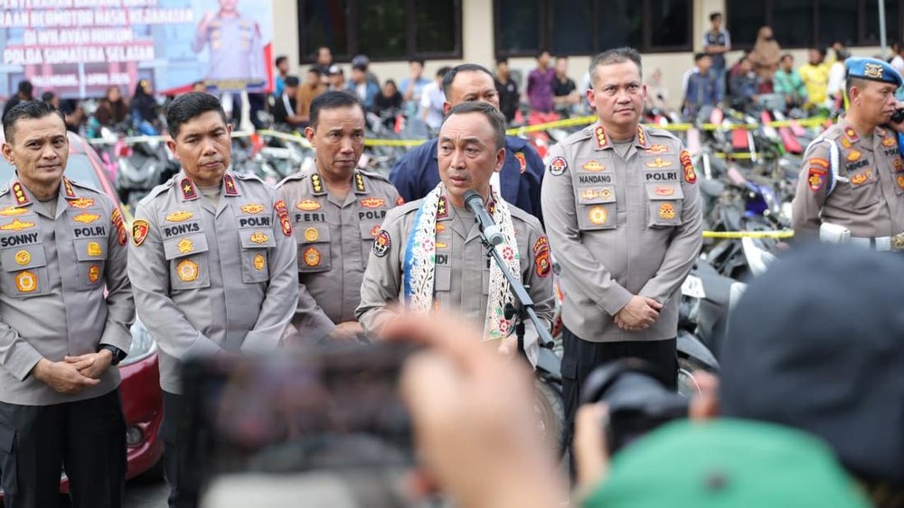 Polda Sumsel Kembalikan Ratusan Kendaraan Curian
