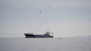 PBB Siapkan Evakuasi Kapal Terjebak Selat Hormuz