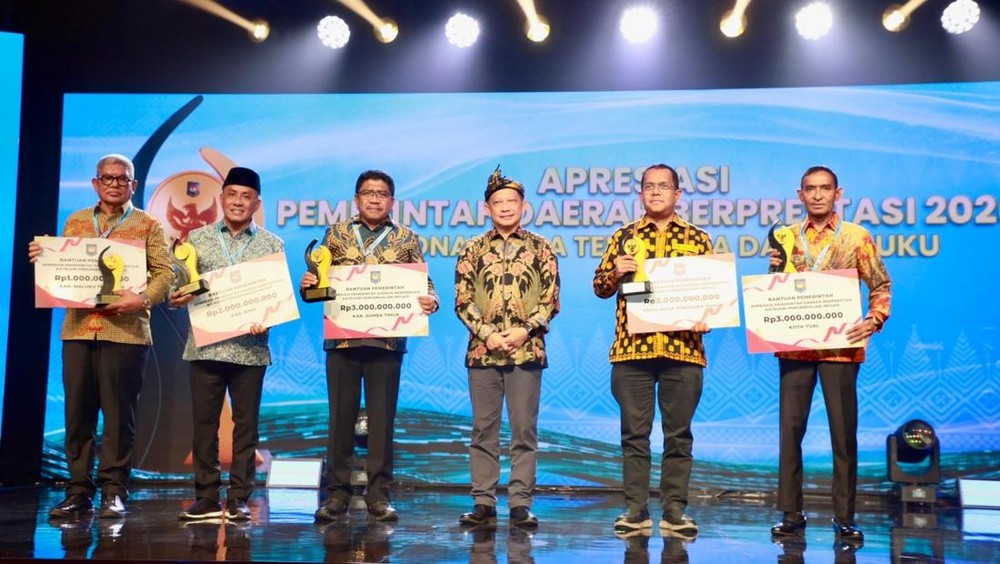 Pemda Maluku Nusra Panen Penghargaan Kemendagri