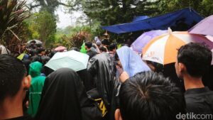Misteri Kematian Sekeluarga di Tenda Temanggung Diselidiki