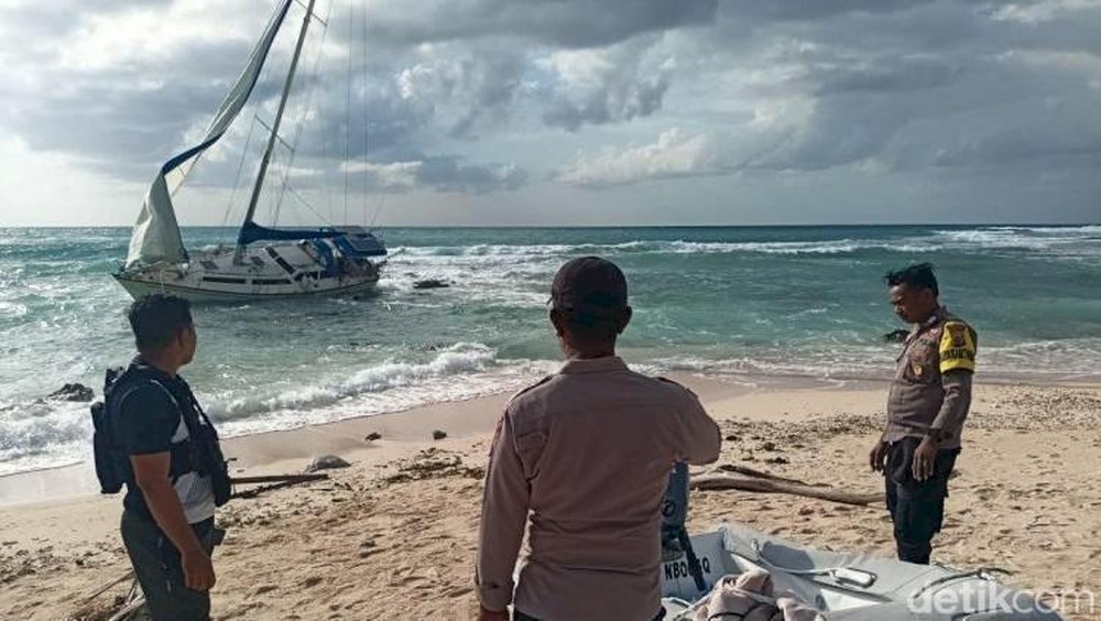 Misteri Yacht Australia Terdampar Tanpa Awak di NTT