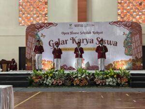 Bupati Kediri Semangati Siswa Sekolah Rakyat Wujudkan Mimpi