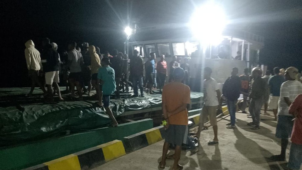 Speedboat Tenggelam Maluku Tujuh Penumpang Hilang