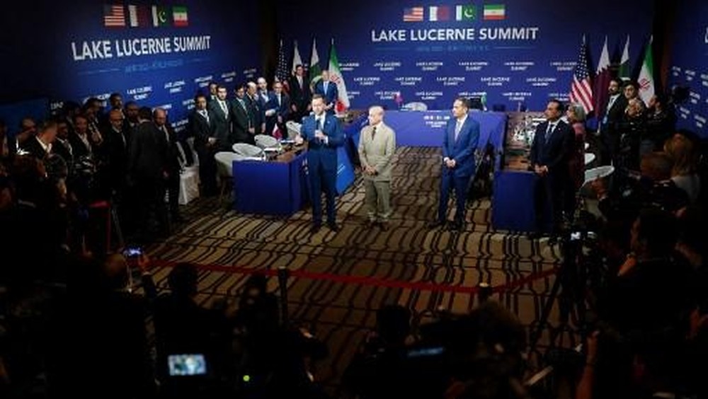 Iran AS Rundingkan Sanksi Minyak dan Aset Beku