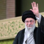 Khamenei Dimakamkan Usai Hari Asyura