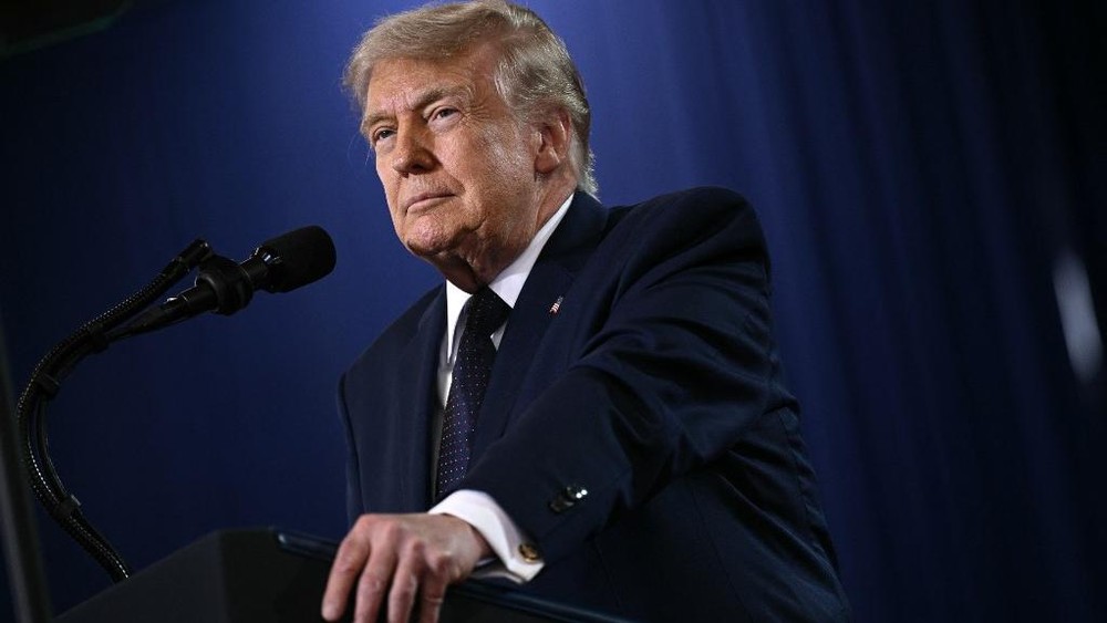 Trump Ragu Kuasai Kharg Ancam Bombardir Iran