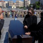 Penghormatan Terakhir Pejuang Asing di Kyiv