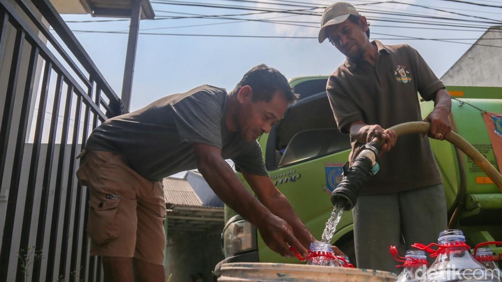 Setu Tangsel Darurat Air Bersih Musim Kemarau