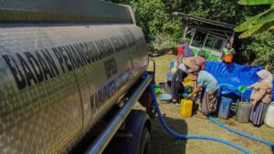 Lumajang Kekeringan Bantuan Air Mengalir